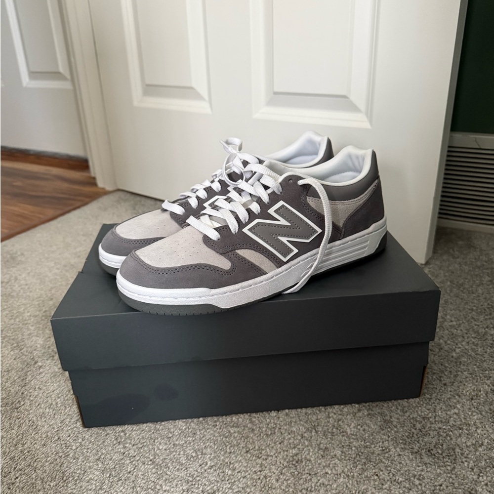 New Balance Men's Gray and White Suede Sneakers